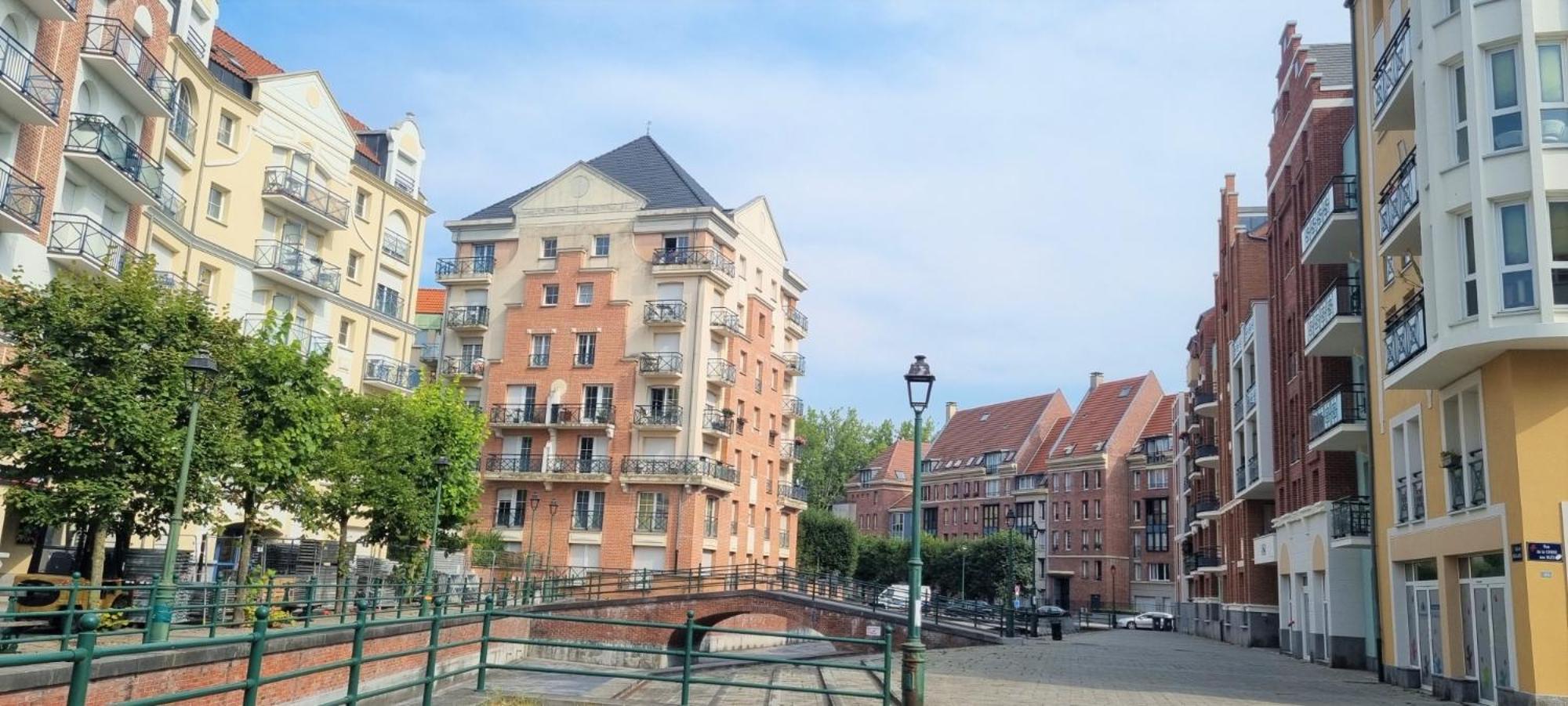 Apartment Grand Avec Terrasse Et Parking - Vieux- - Blaise *